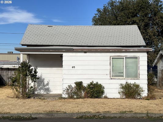 615 ROBBINS ST, MILTON FREEWATER, OR 97862 - Image de7b893f6fed834d0499ec0c4fdba2cb/2310573059