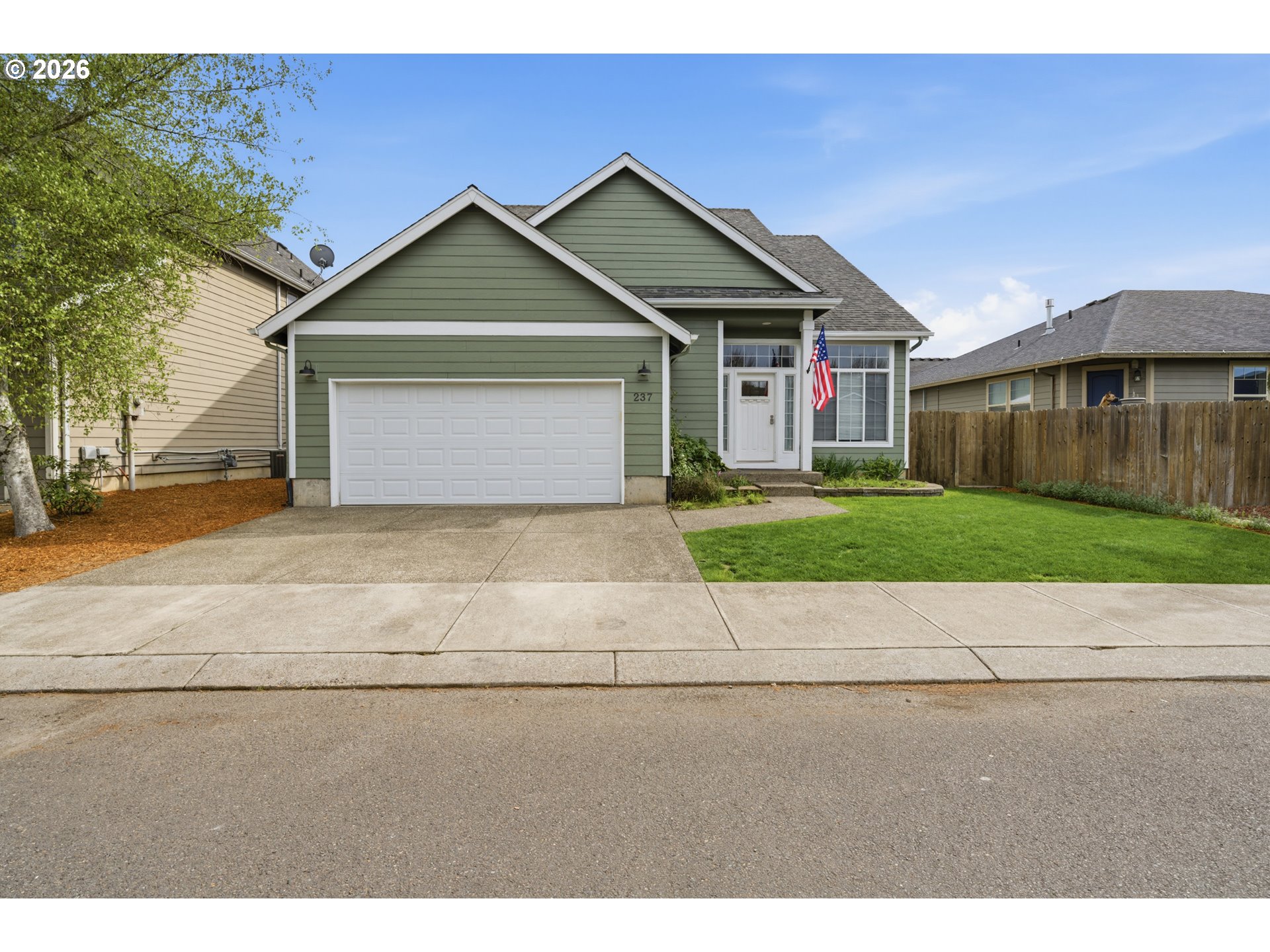 237 NW SAGAN LOOP