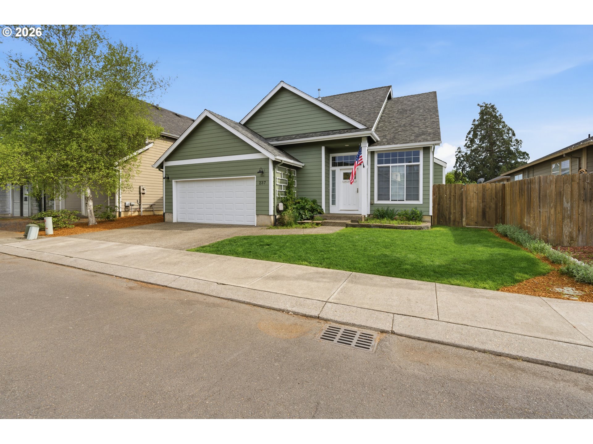 237 NW SAGAN LOOP