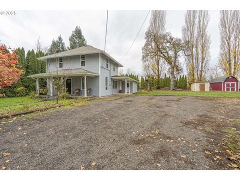 Photo of 9070 SE Morgan Ln, McMinnville, OR 97128 (MLS # 710178746)