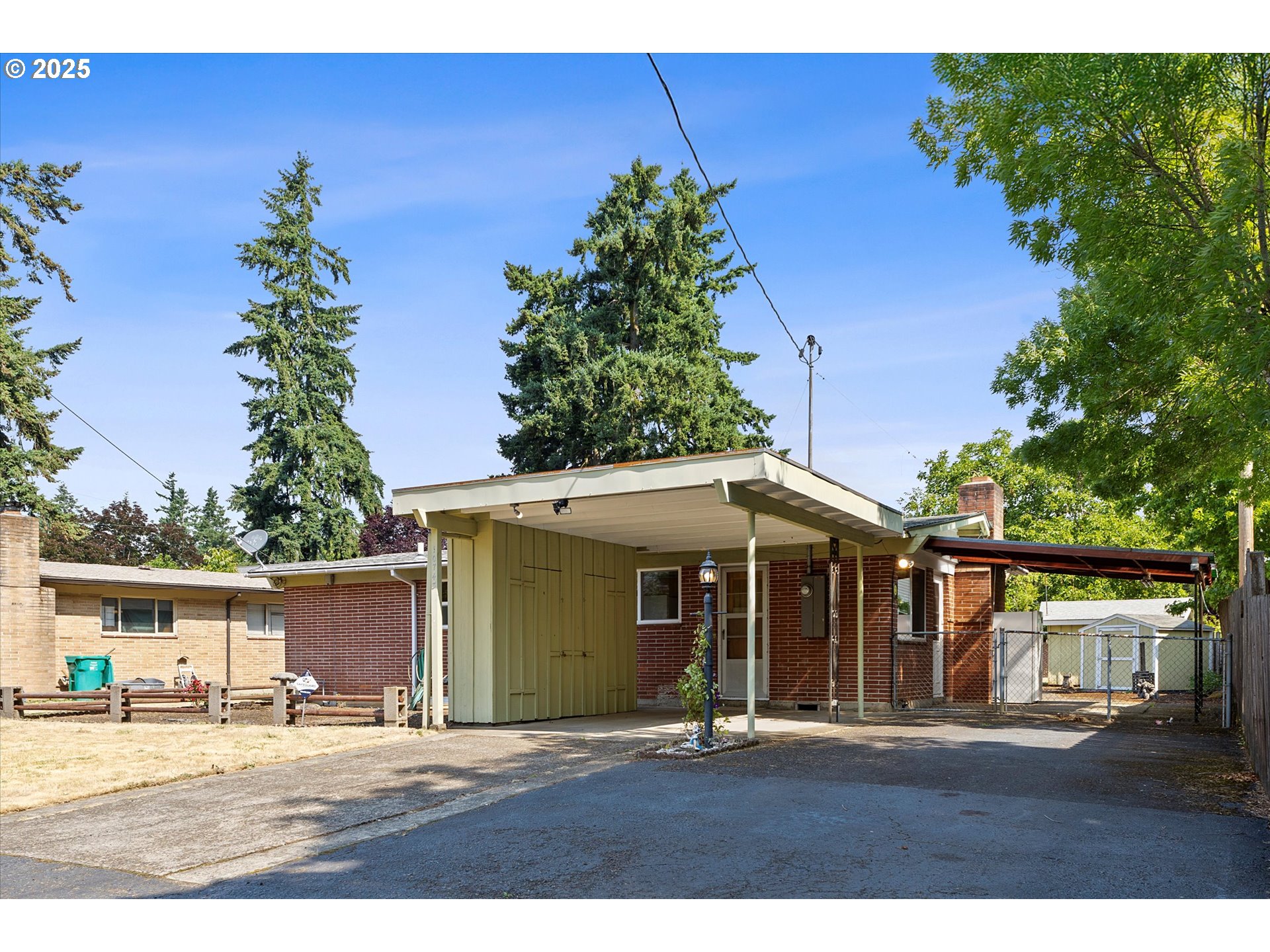 10743 SE CORA ST