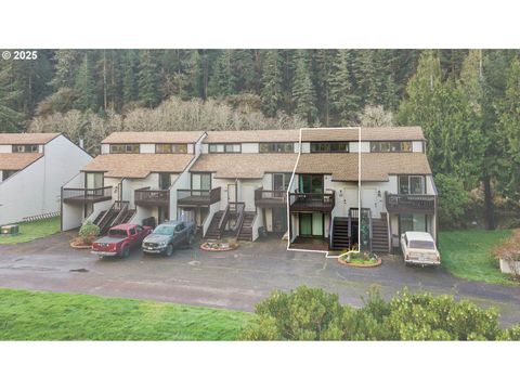 Photo of 43605 State Highway 38 #17, Reedsport, OR 97467 (MLS # 627629787)