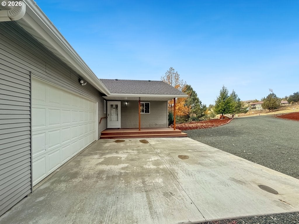 218 VALLEY VIEW DR