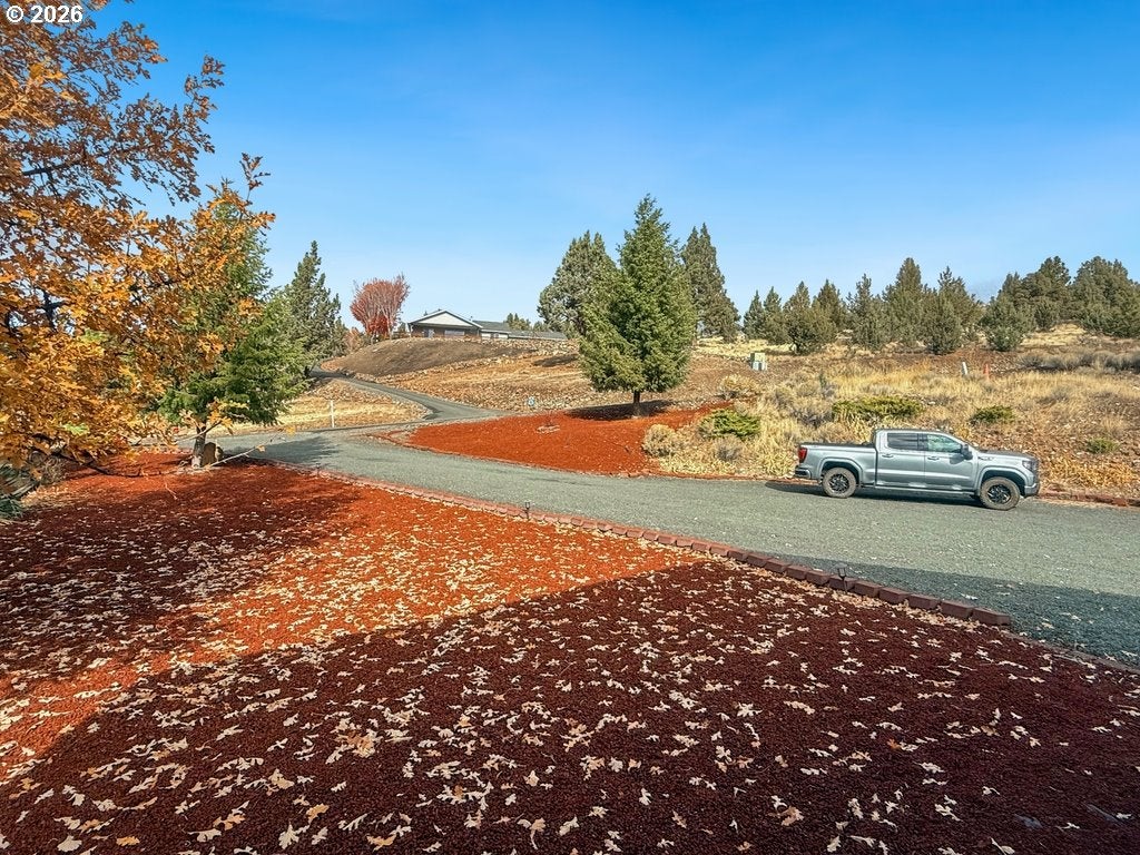 218 VALLEY VIEW DR