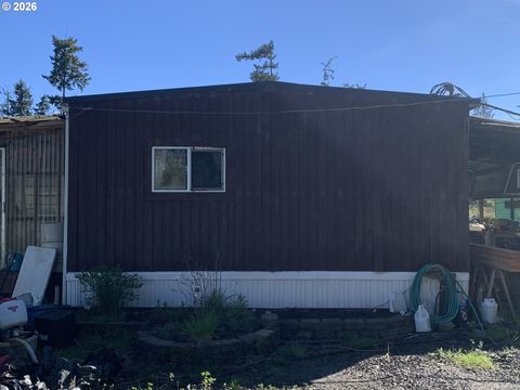 54885 ARAGO FISHTRAP RD Myrtle Point OR 97458