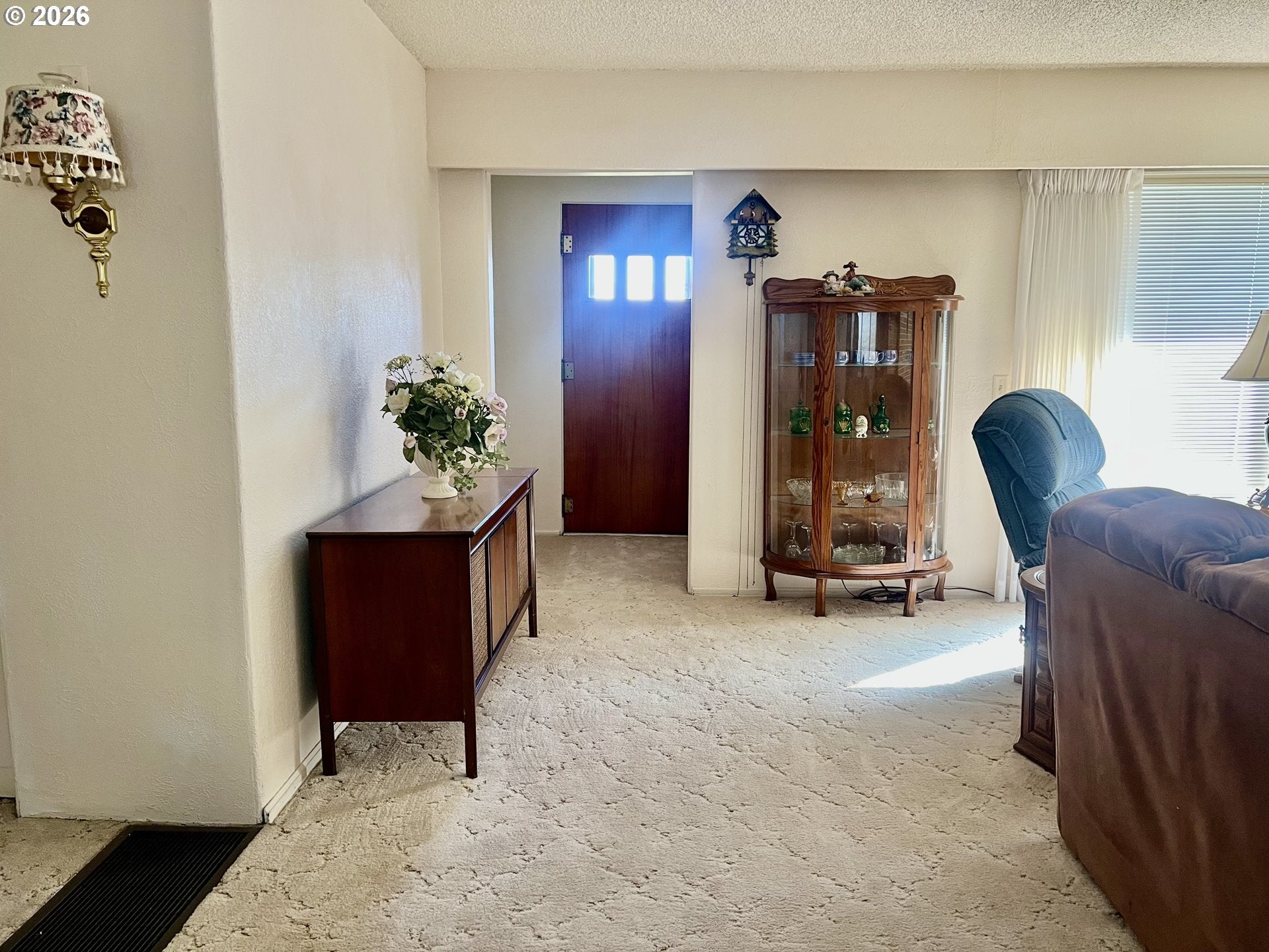 1112 PARALLEL ST