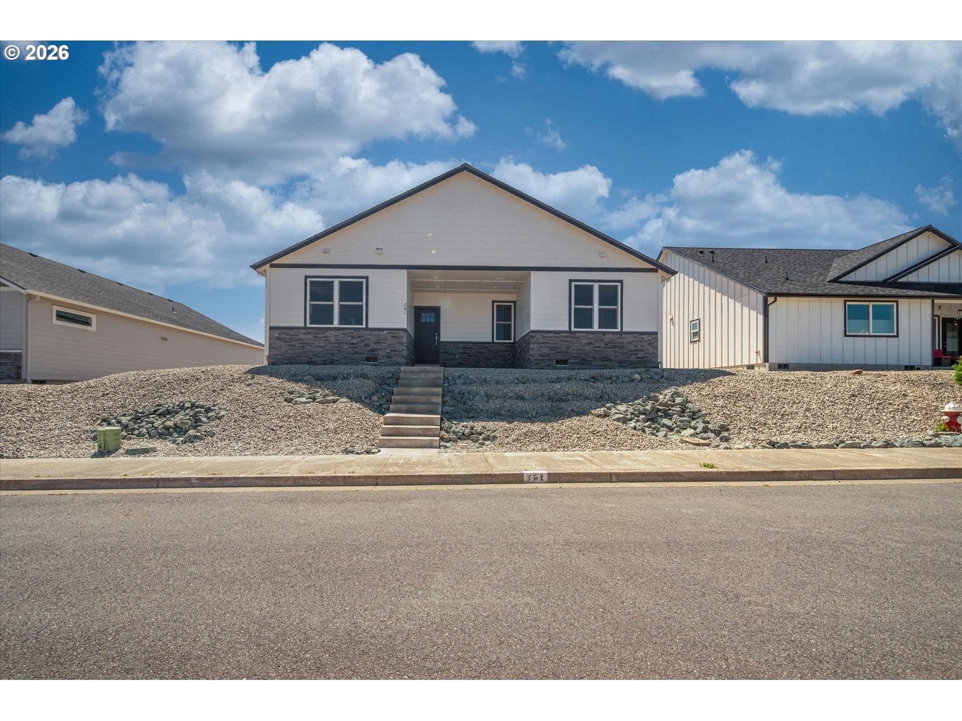 761 SPYGLASS DR