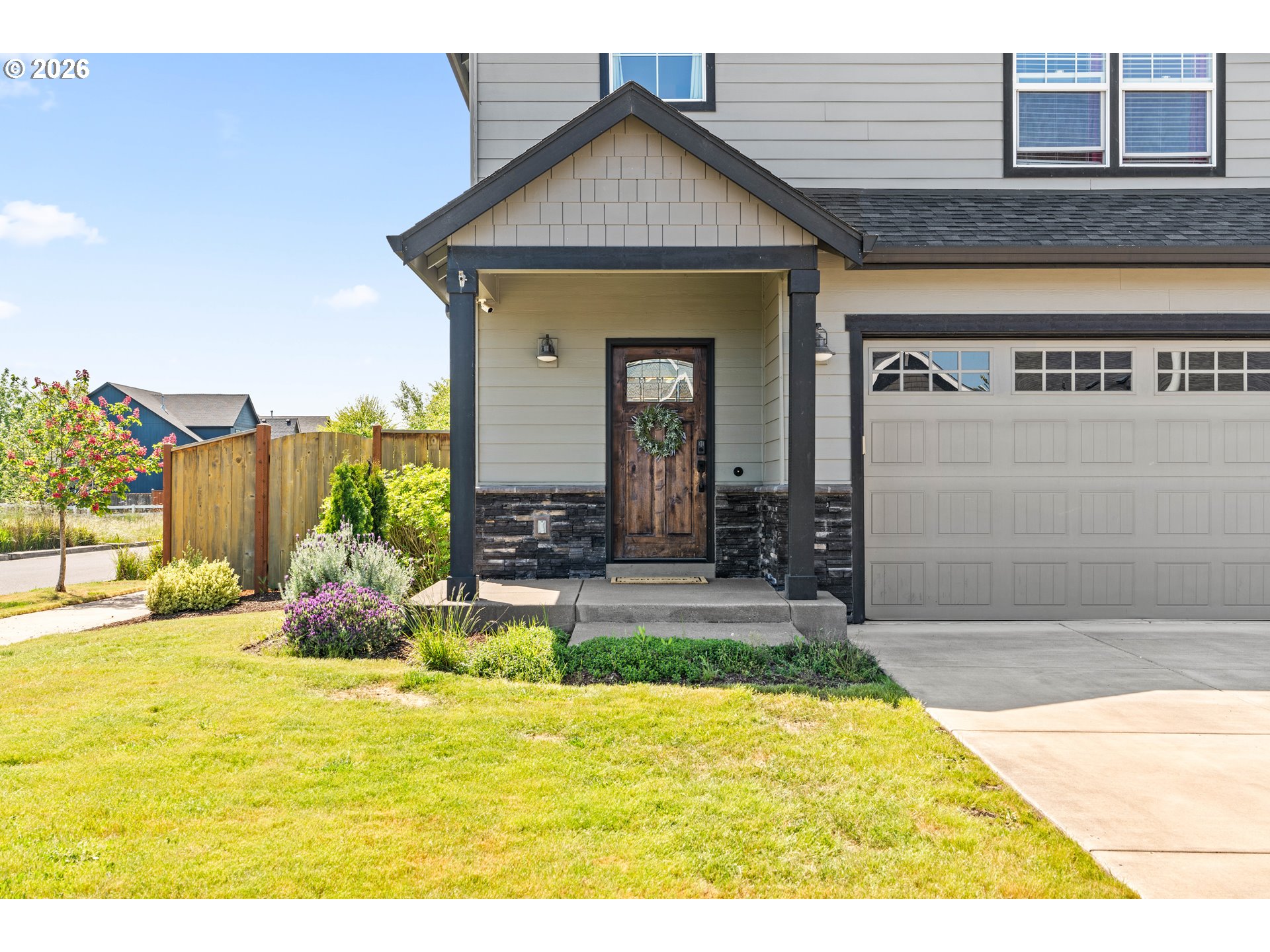 1810 CEDAR BROOK DR