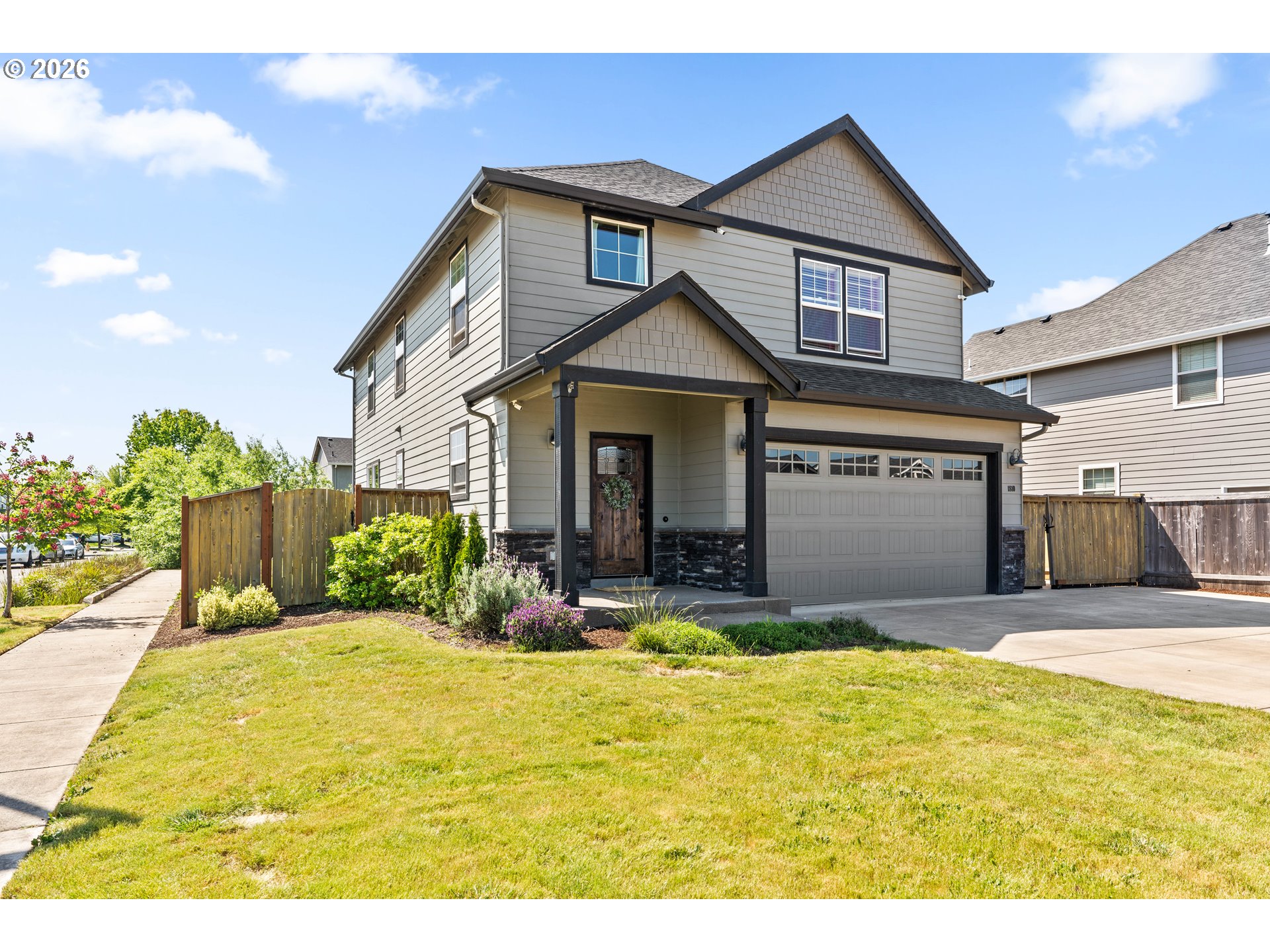1810 CEDAR BROOK DR
