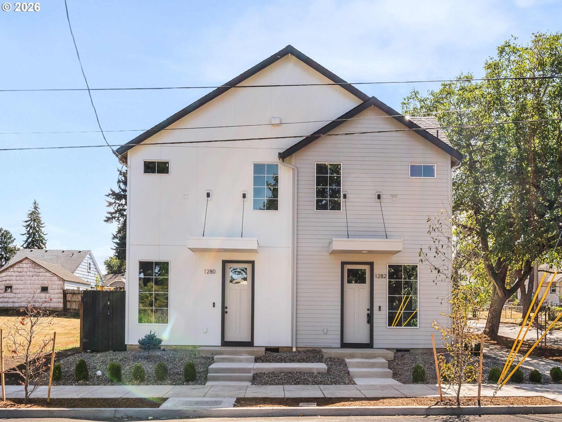 7694 N Montana AVE