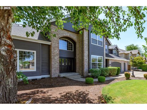Photo of 2351 NW Pinehurst Dr, McMinnville, OR 97128 (MLS # 722260149)