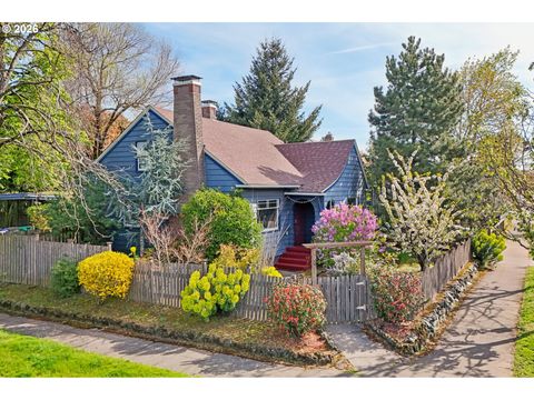 1005 NE KILLINGSWORTH ST Portland OR 97211