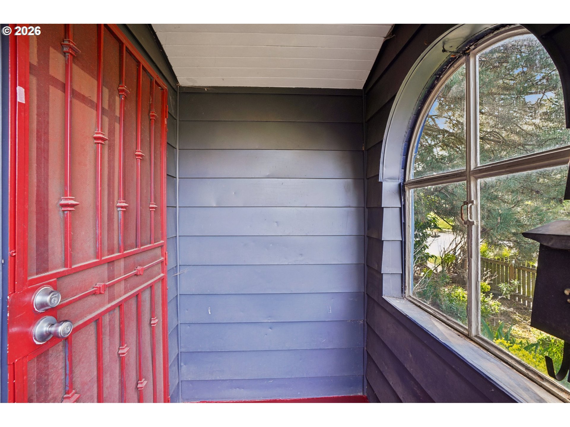 1005 NE KILLINGSWORTH ST