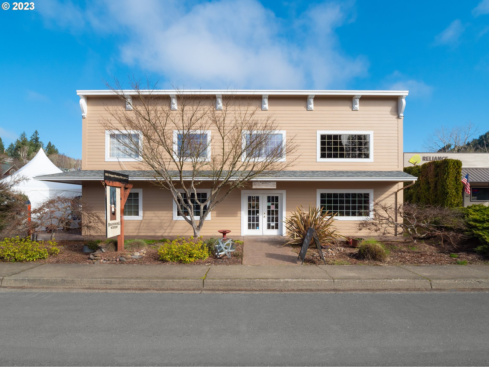 345 FIRST ST