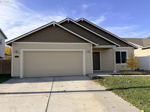 2457 NE 5TH ST Hermiston OR 97838