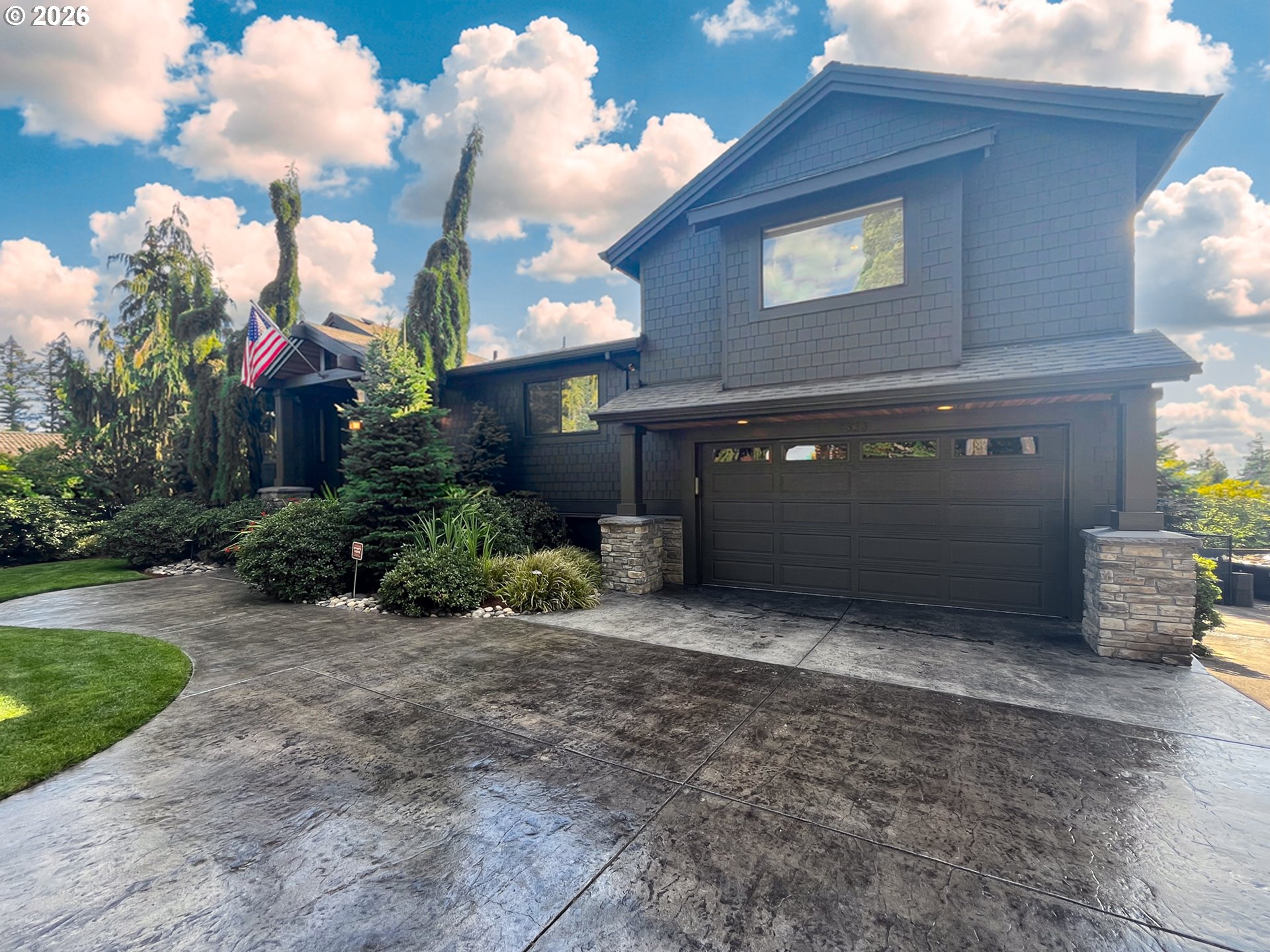 9833 SE EASTVIEW DR