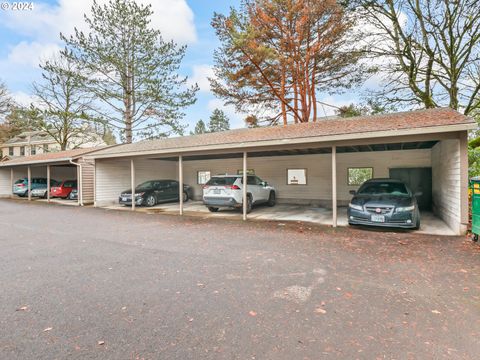 A home in Milwaukie