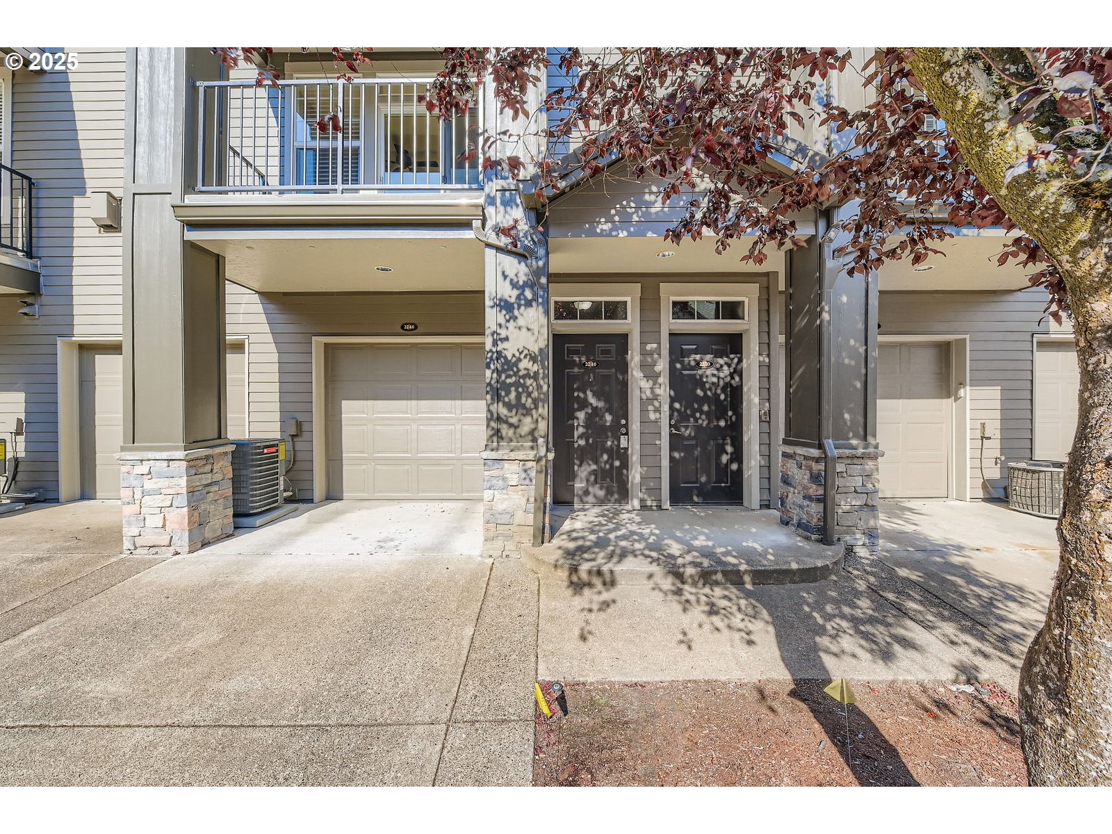 2240 SNOWBERRY RIDGE CT