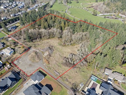 12040 SE MT SCOTT BLVD Happy Valley OR 97086