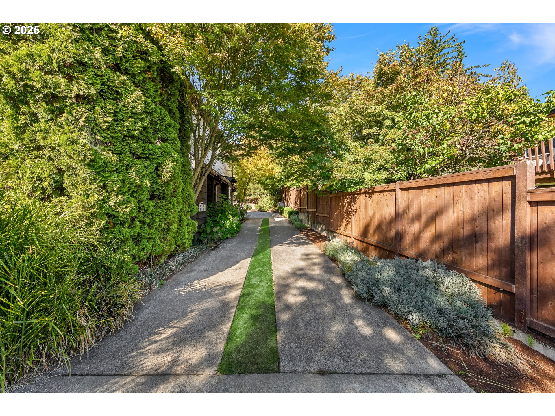 2520 SE ELLSWORTH RD