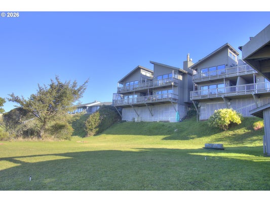 29134 ELLENSBURG AVE APT 2, GOLD BEACH, OR 97444 - Image dfbfbd01db0108dce3c2ee5f7a5f5e44/377742620