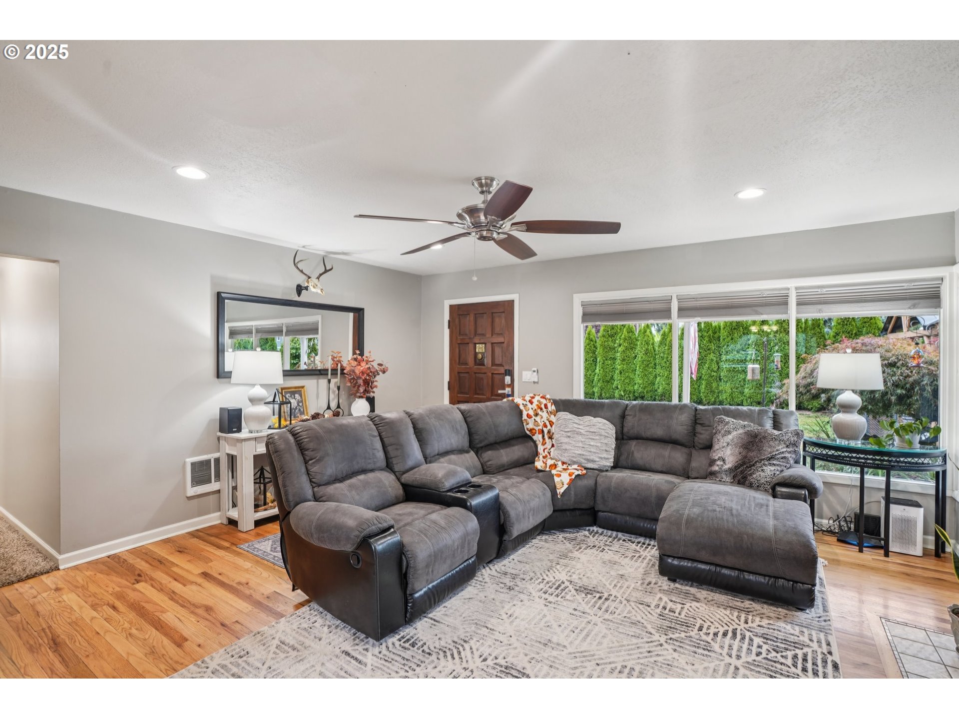 1472 SE JACQUELIN DR