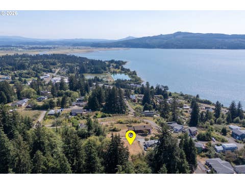 Featured picture for the property 529258912