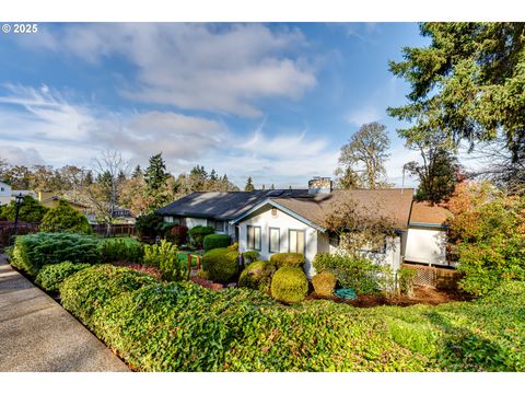 2595 HIGHLAND OAKS DR Eugene OR 97405