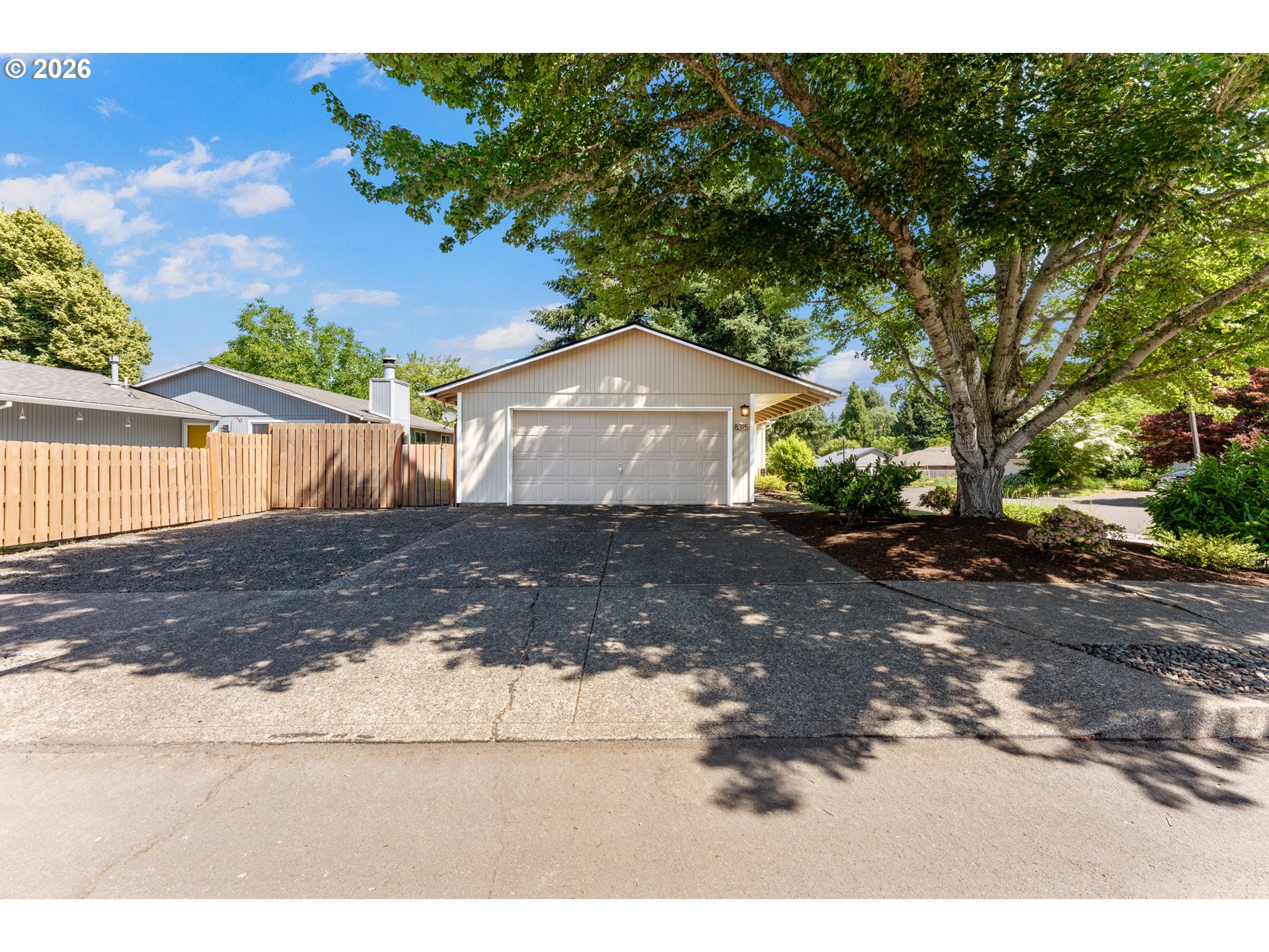 8315 SW LA MANCHA CT