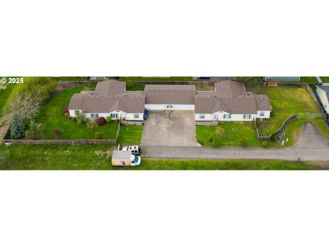 4455 BLUEBERRY LN NE Salem OR 97305