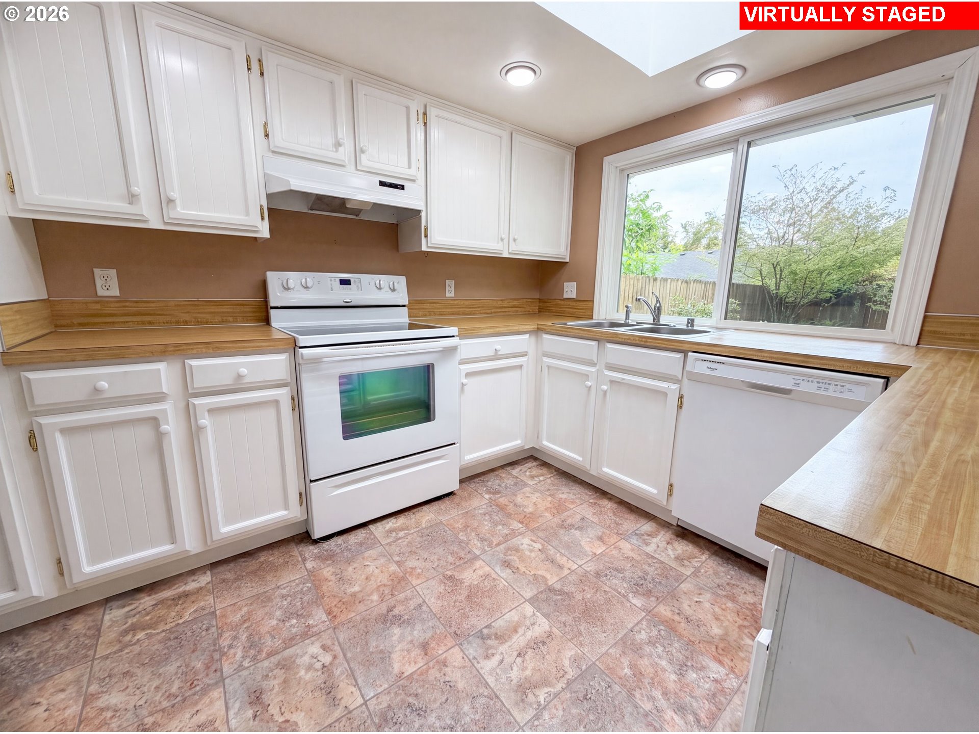2908 NE 103RD AVE