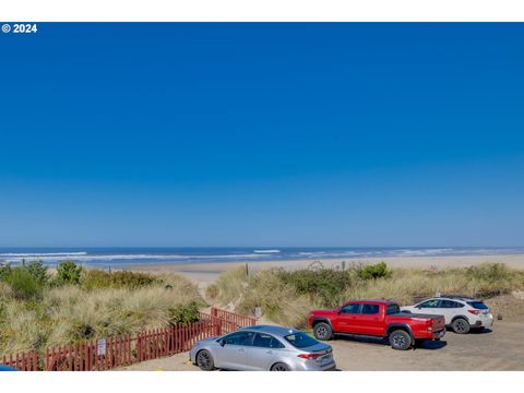 A home in Rockaway Beach