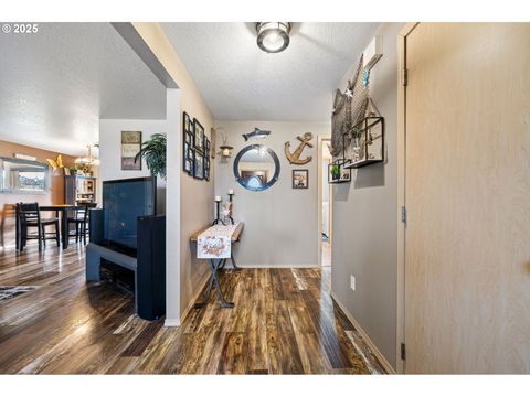 Tiny photo for 32968 Camas Swale Rd, Creswell, OR 97426 (MLS # 499576533)