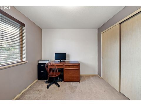 Tiny photo for 32968 Camas Swale Rd, Creswell, OR 97426 (MLS # 499576533)