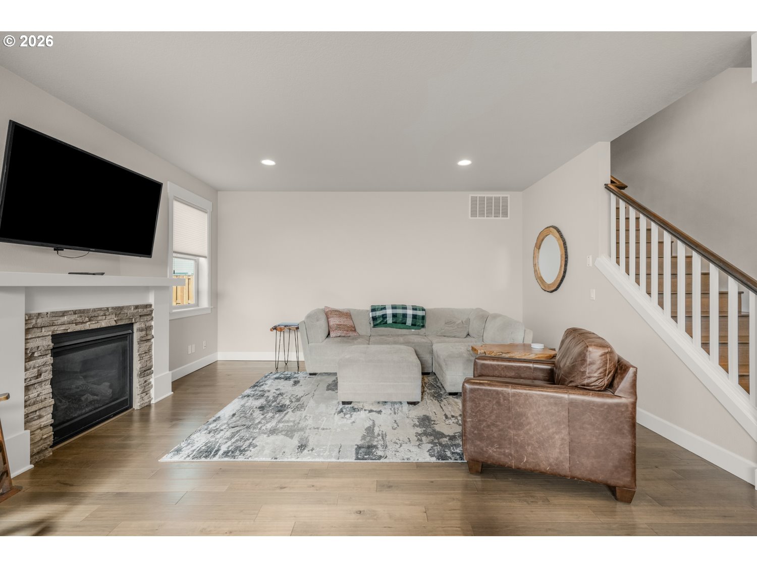 1079 Vista Oaks DR