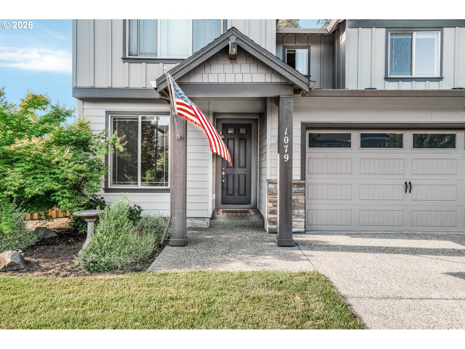 1079 Vista Oaks DR