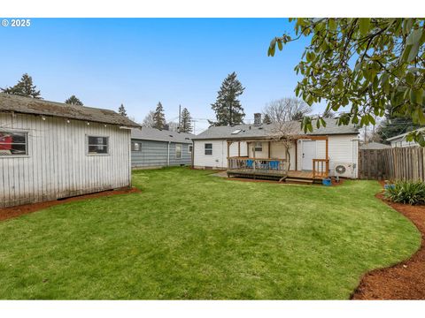 A home in Milwaukie