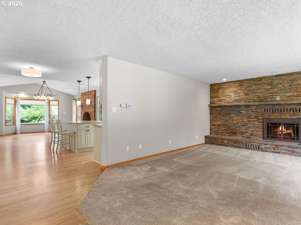 529 LONE OAK RD