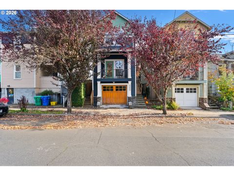 2200 SE 48TH AVE Portland OR 97215