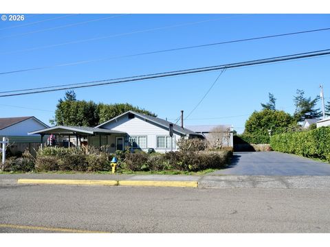 298 N WASSON ST Coos Bay OR 97420