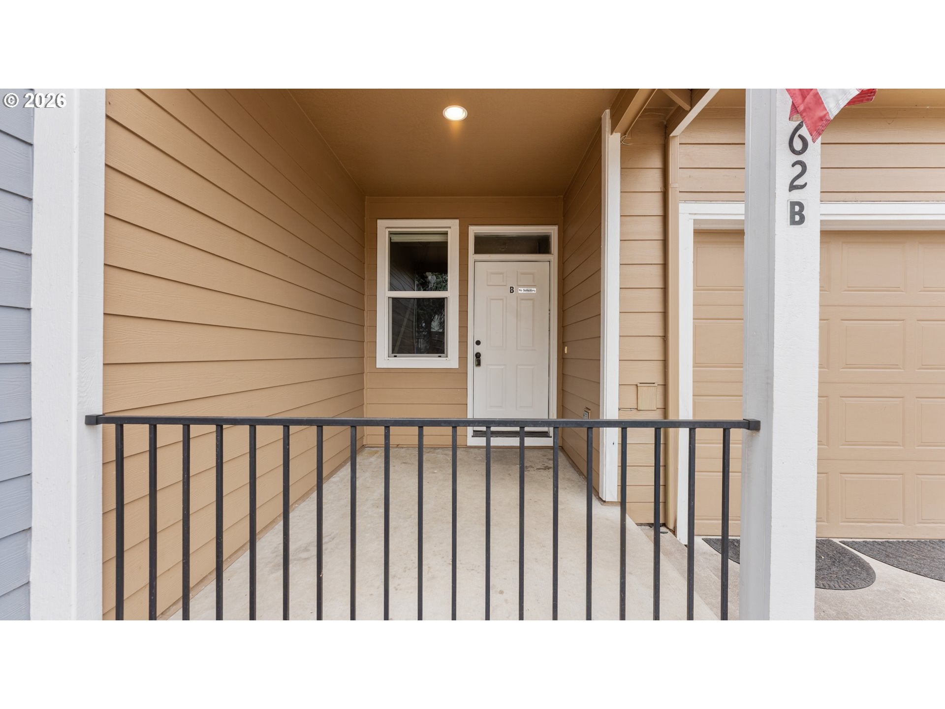 162 FENTON AVE B