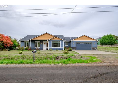 A home in Mt Angel