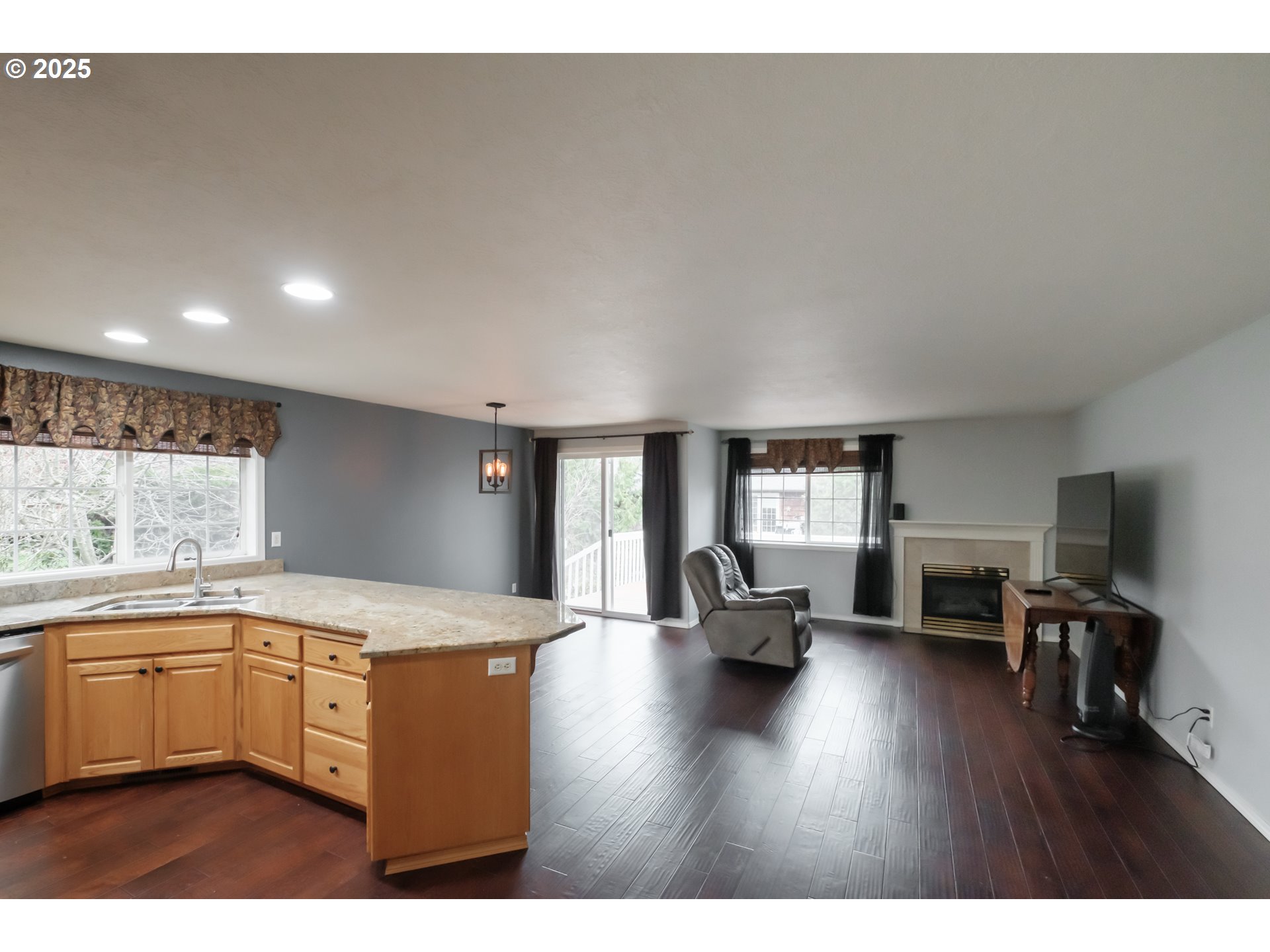 Salem, Oregon 97302, United States, 3 Bedrooms Bedrooms, ,2 BathroomsBathrooms,Residential,Active,87589