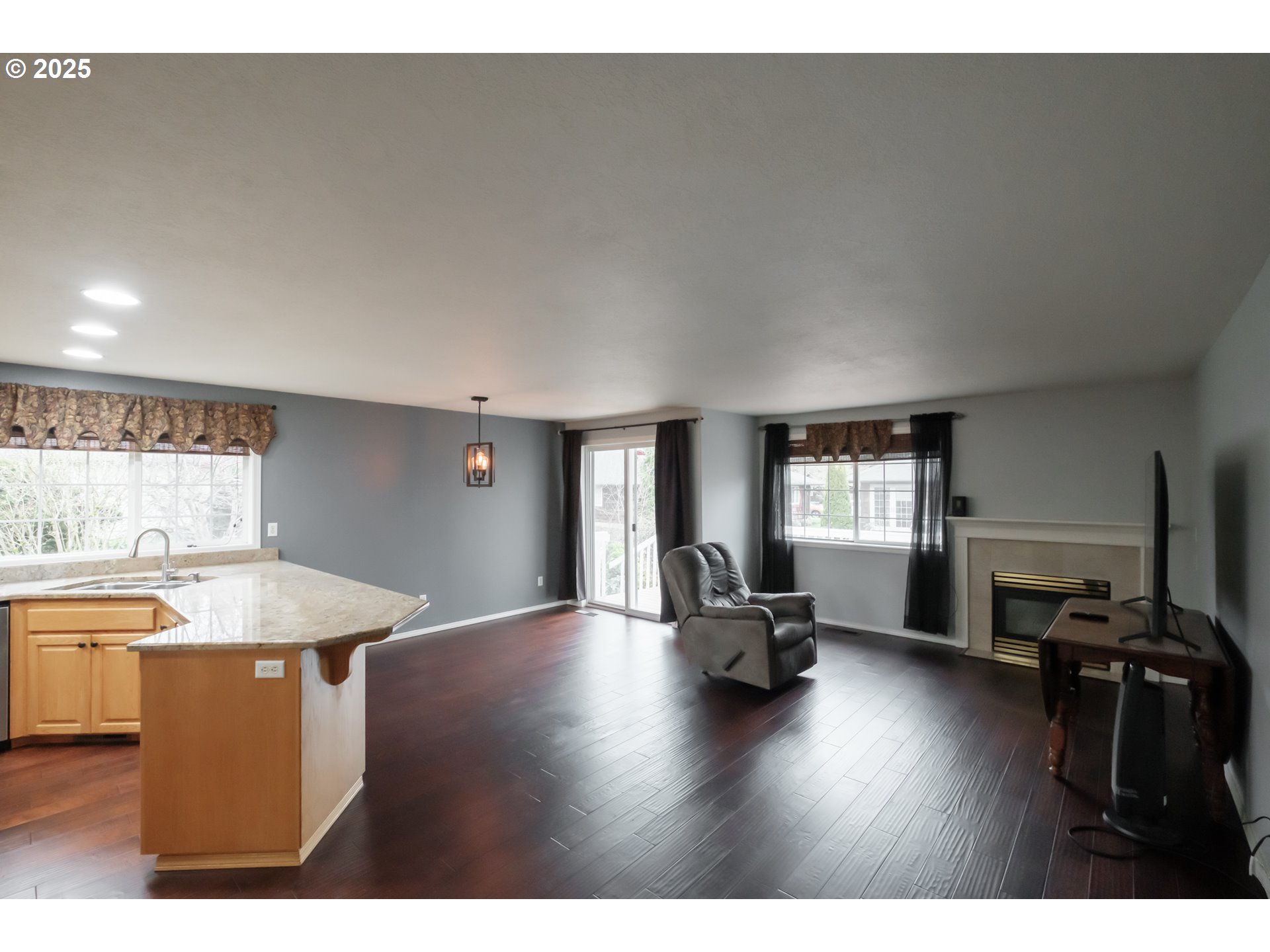 Salem, Oregon 97302, United States, 3 Bedrooms Bedrooms, ,2 BathroomsBathrooms,Residential,Active,87589