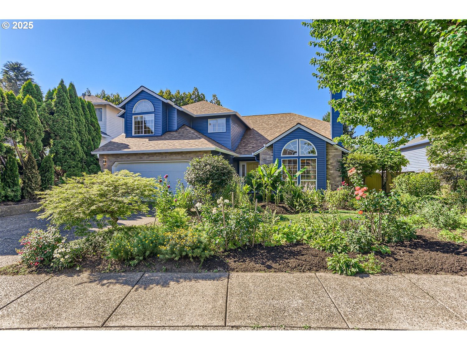 12064 SE GRAND VISTA DR