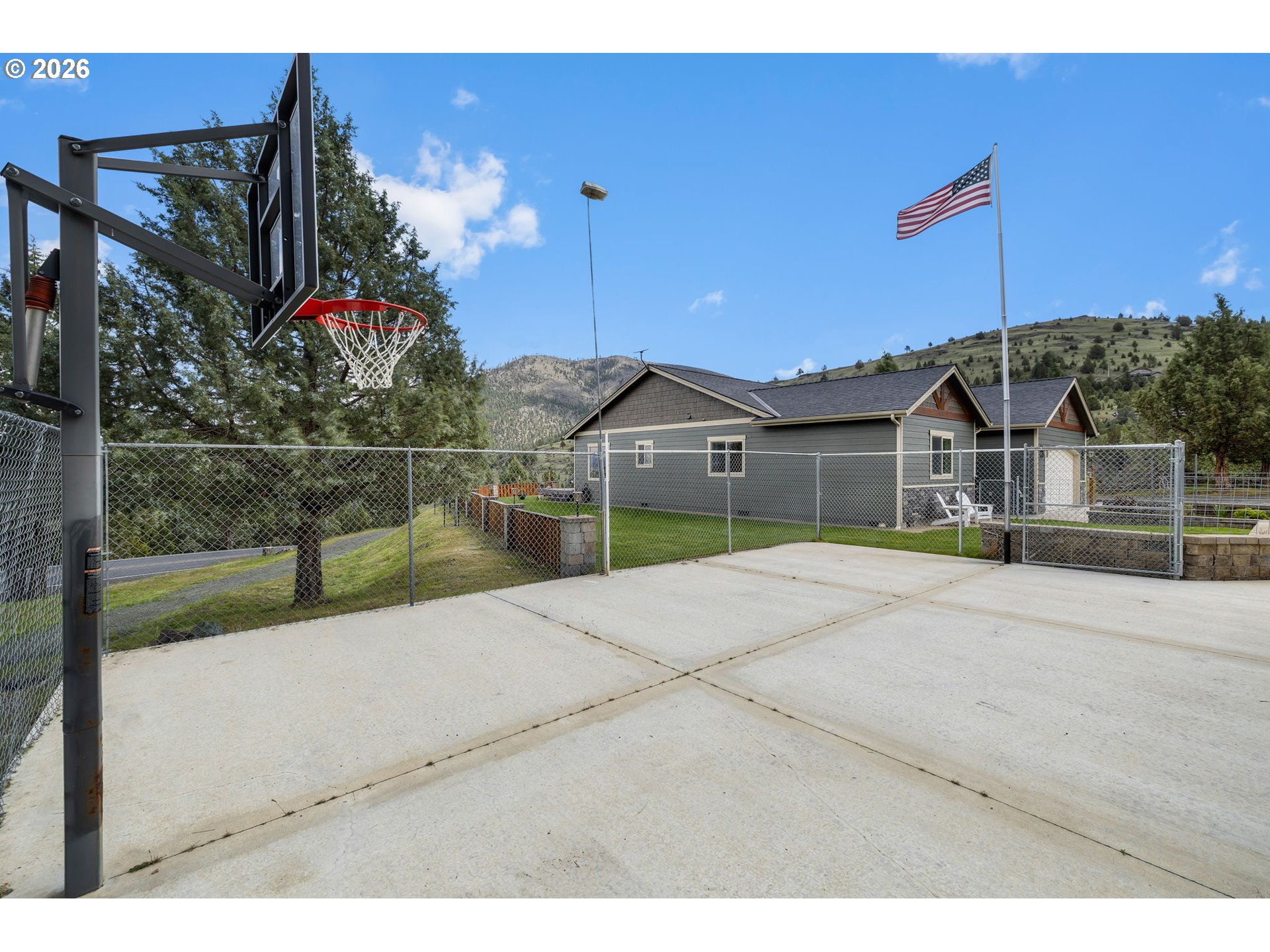 26807 GRAND VIEW RD