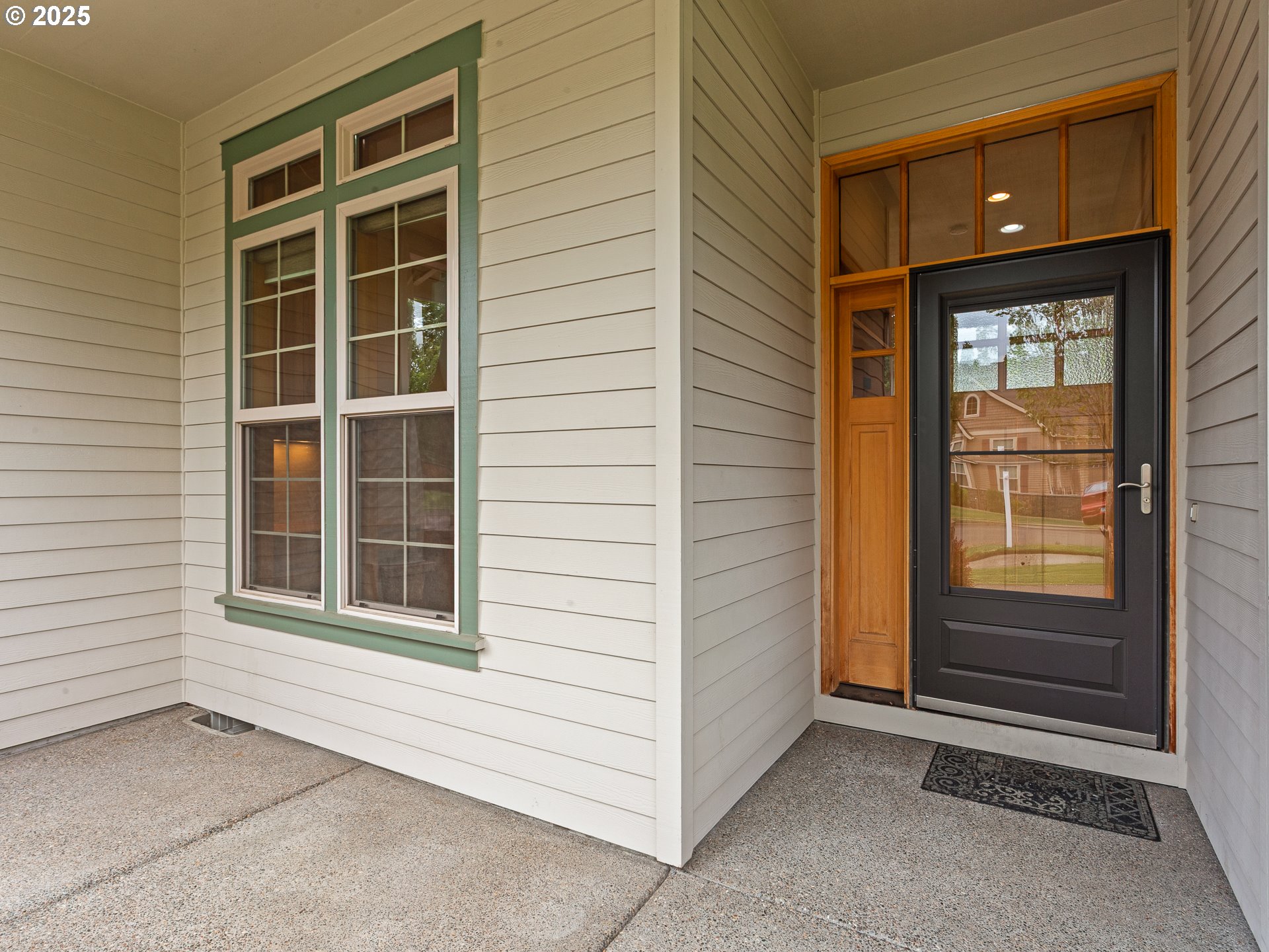 1466 NE 15TH AVE