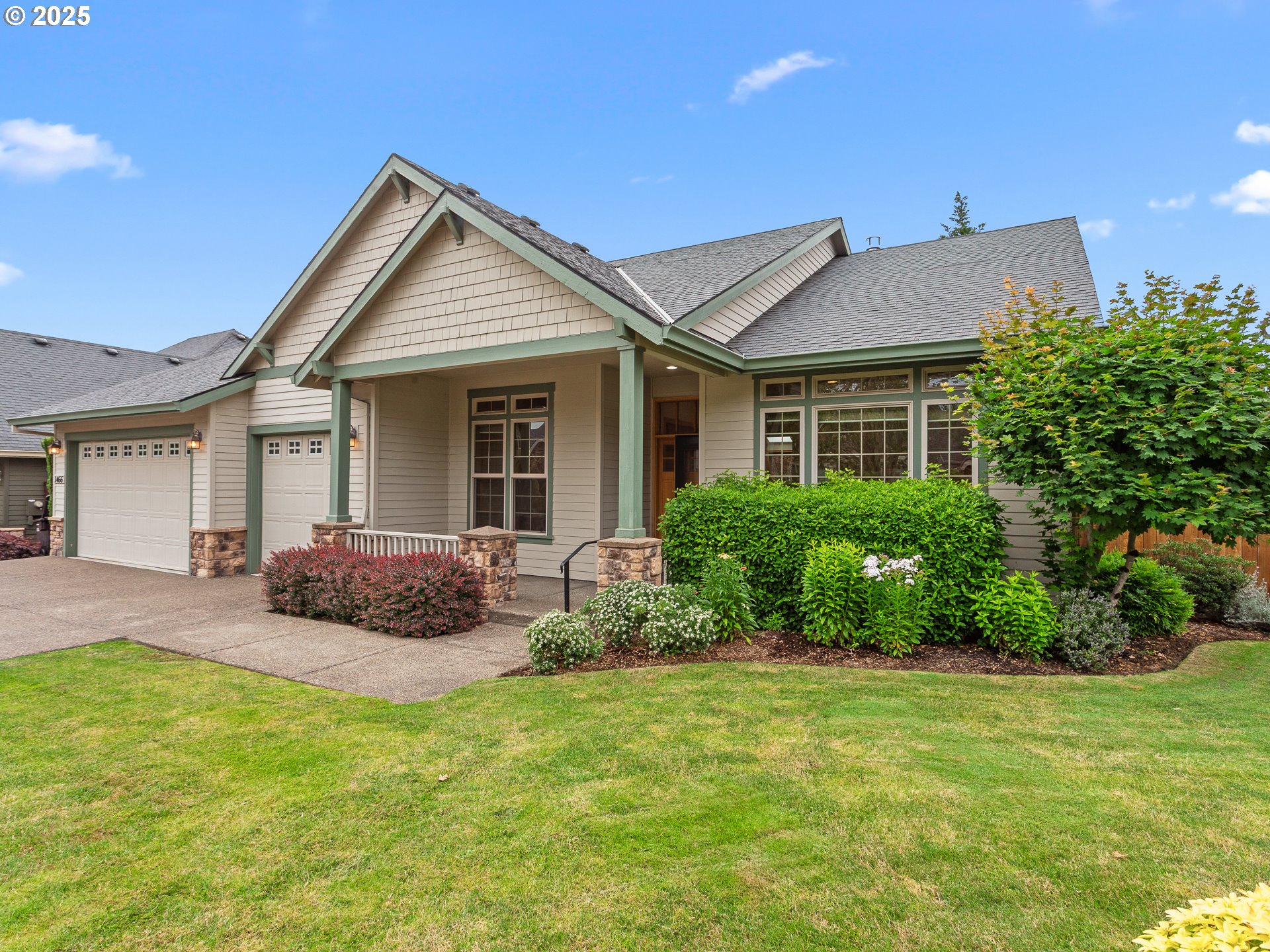 1466 NE 15TH AVE
