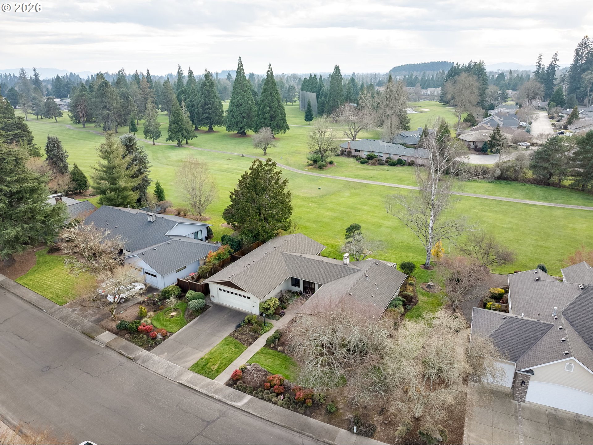 1925 NW ST ANDREWS DR