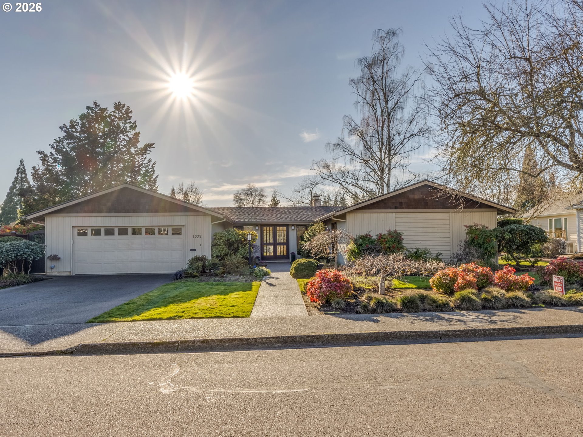 1925 NW ST ANDREWS DR